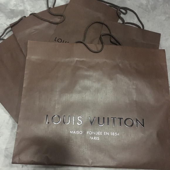 Hermes, LV , Chanel and Burberry shopping bags 🛍 - Picture 5 of 10